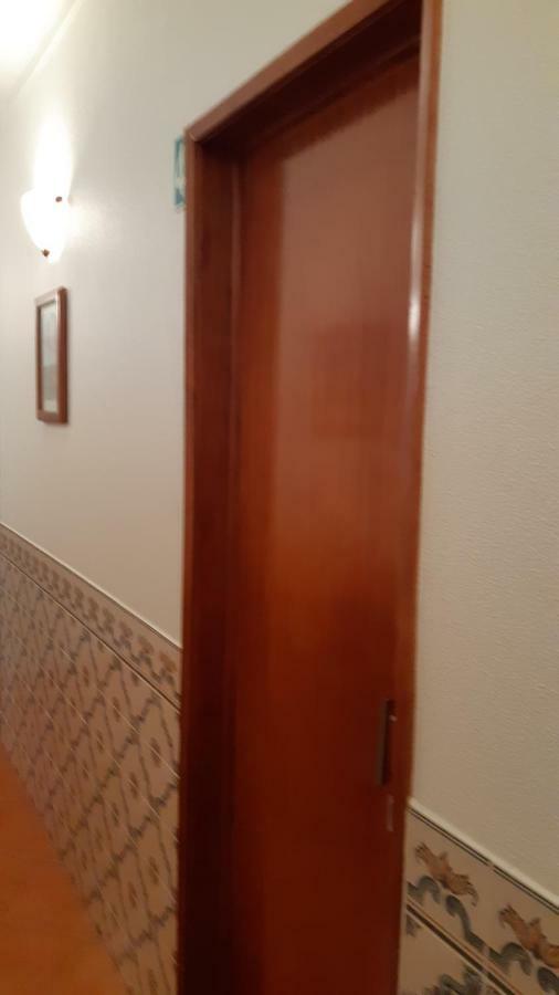 Alojamentos S.Jose Atouguia Da Baleia Exteriör bild