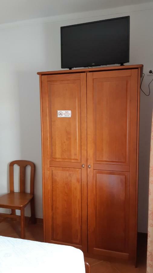 Alojamentos S.Jose Atouguia Da Baleia Exteriör bild